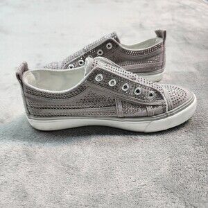 Women's TRUE RELIGION Slip On Sneakers Aubrie Gray w Silver Studs No Lace Size 7